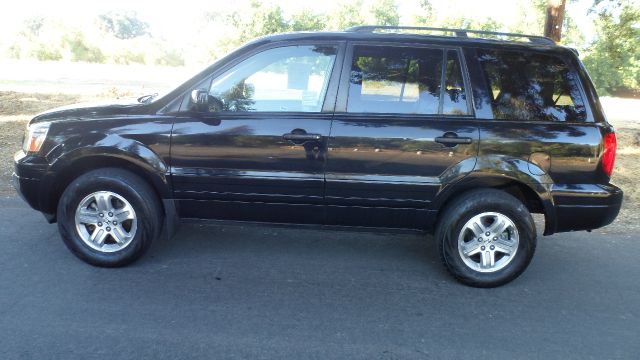 2005 Honda Pilot 2500hd LS 4X4