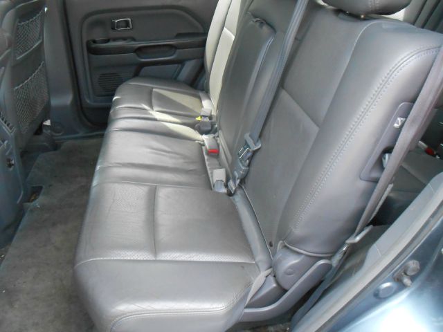 2005 Honda Pilot GS 43