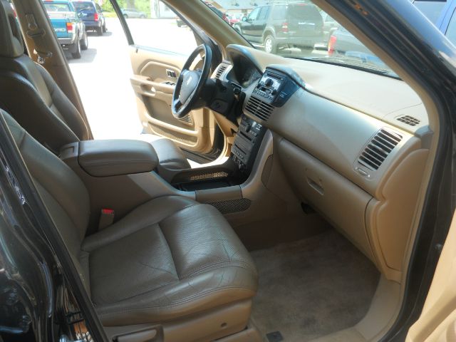 2005 Honda Pilot 2500hd LS 4X4