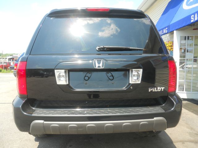 2005 Honda Pilot 2500hd LS 4X4