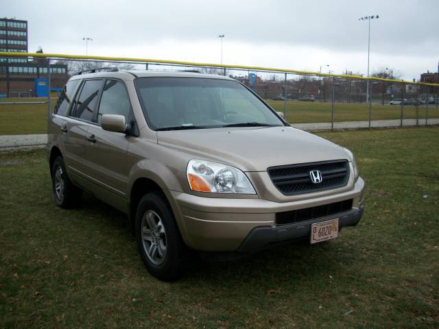 2005 Honda Pilot LS 2WD