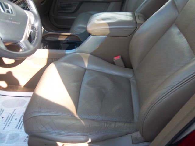 2005 Honda Pilot GS 43