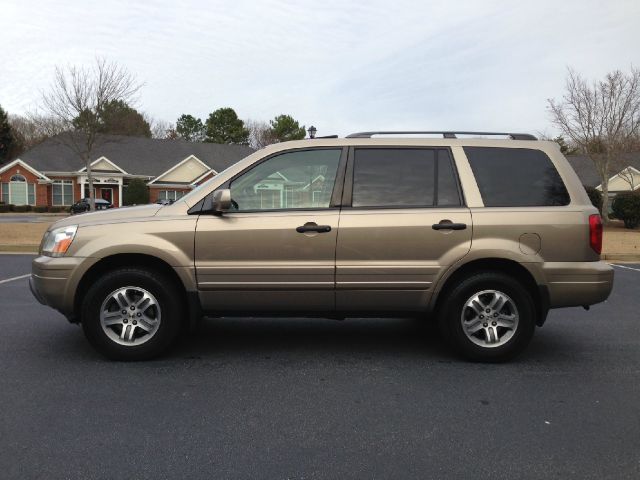 2005 Honda Pilot 2500hd LS 4X4