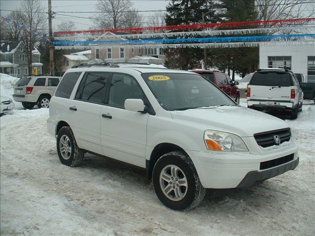 2005 Honda Pilot LS 2WD