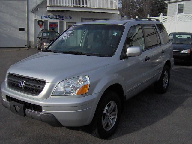 2005 Honda Pilot LS 2WD