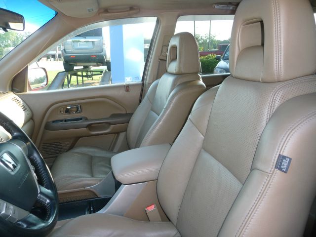 2005 Honda Pilot 2500hd LS 4X4