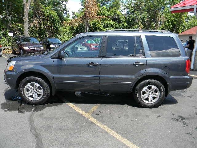 2005 Honda Pilot Crew Cab 126.0 WB LS