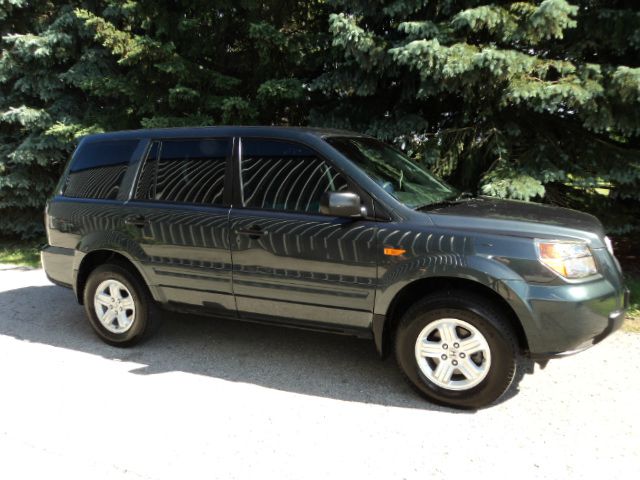 2006 Honda Pilot LS Truck