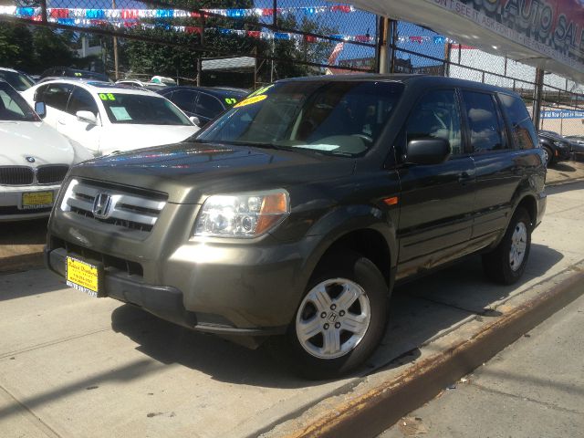 2006 Honda Pilot LS Truck