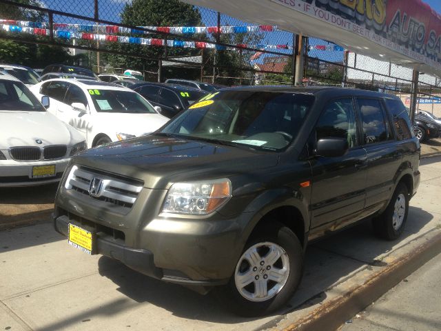 2006 Honda Pilot LS Truck