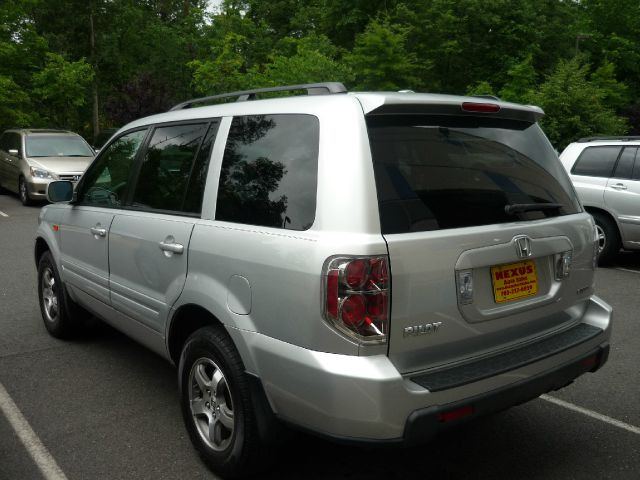 2006 Honda Pilot Maxx SS Sedan