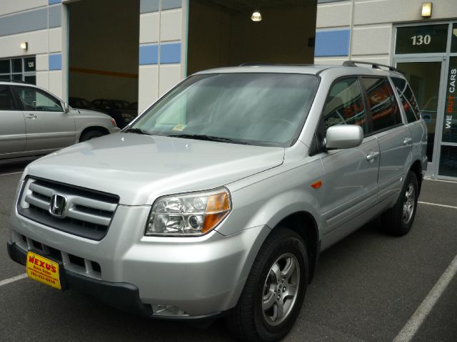 2006 Honda Pilot Maxx SS Sedan