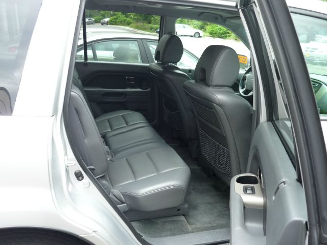 2006 Honda Pilot Maxx SS Sedan