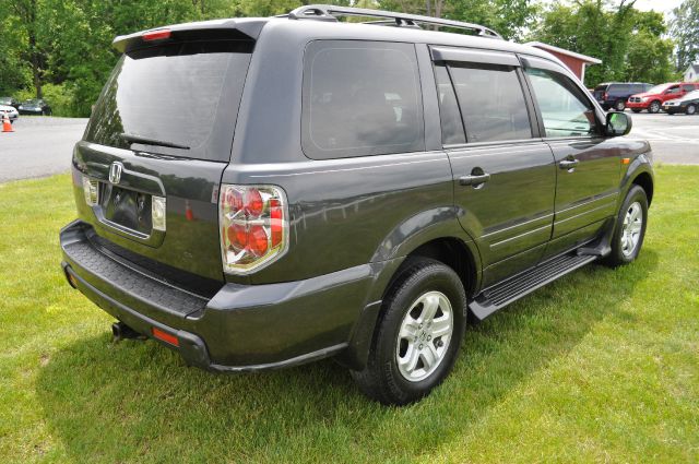 2006 Honda Pilot LS Truck