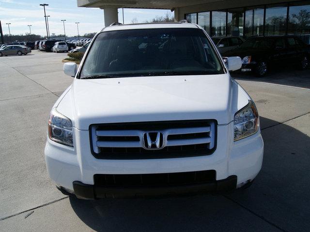 2006 Honda Pilot AWD LT - 29 MPG For HWY