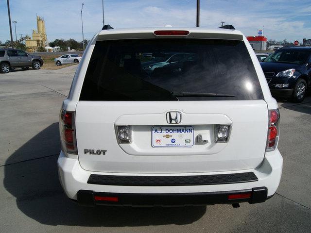 2006 Honda Pilot AWD LT - 29 MPG For HWY