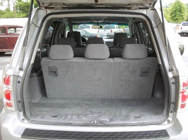 2006 Honda Pilot Crew Cab 126.0 WB 1SC LS Z85