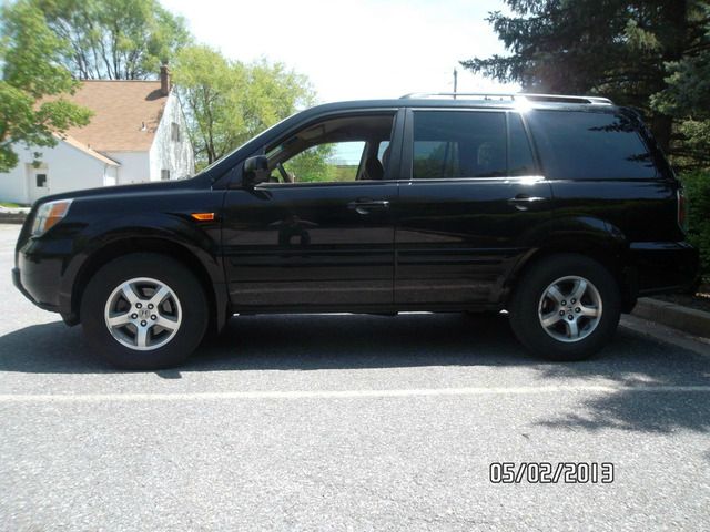 2007 Honda Pilot Crew Cab 126.0 WB 1SC LS Z85