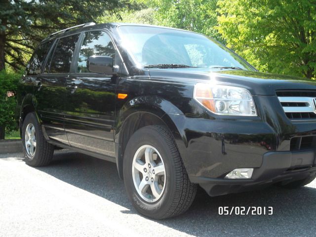 2007 Honda Pilot Crew Cab 126.0 WB 1SC LS Z85