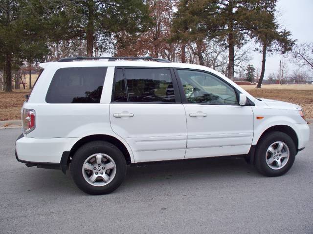 2007 Honda Pilot 2dr Cpe AWD Coupe