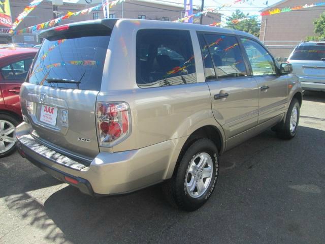 2007 Honda Pilot LS Truck