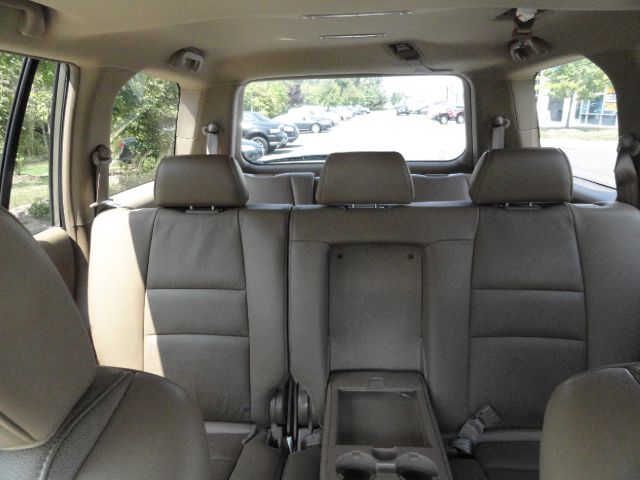 2008 Honda Pilot AWD LT - 29 MPG For HWY