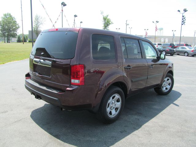 2010 Honda Pilot 1990 Nissan GS