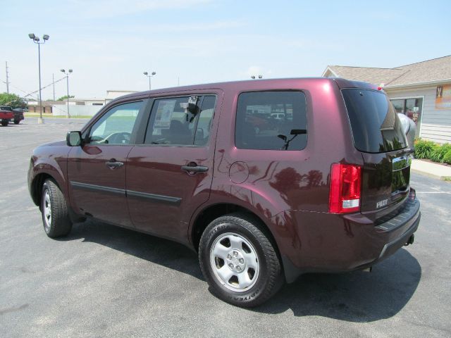 2010 Honda Pilot 1990 Nissan GS