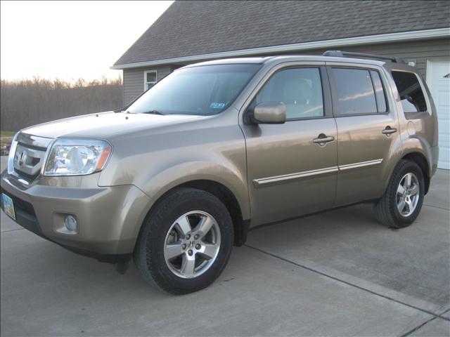 2010 Honda Pilot LS 2WD