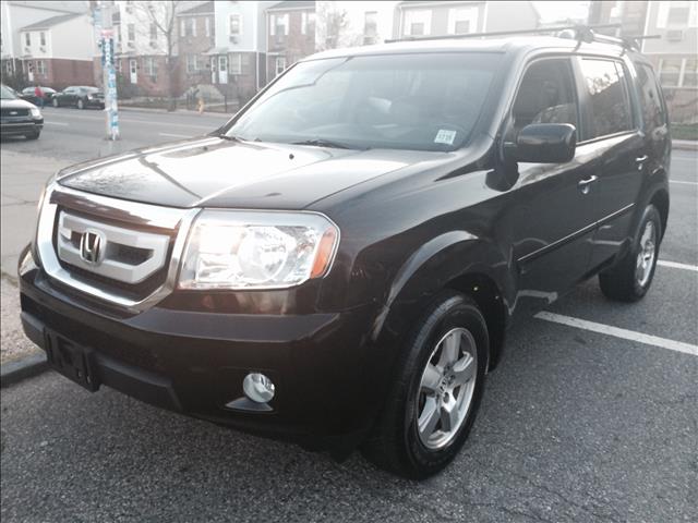 2011 Honda Pilot T6 AWD 7-passenger Leather Moonroof