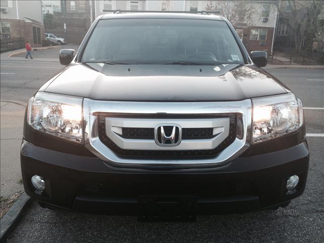 2011 Honda Pilot T6 AWD 7-passenger Leather Moonroof