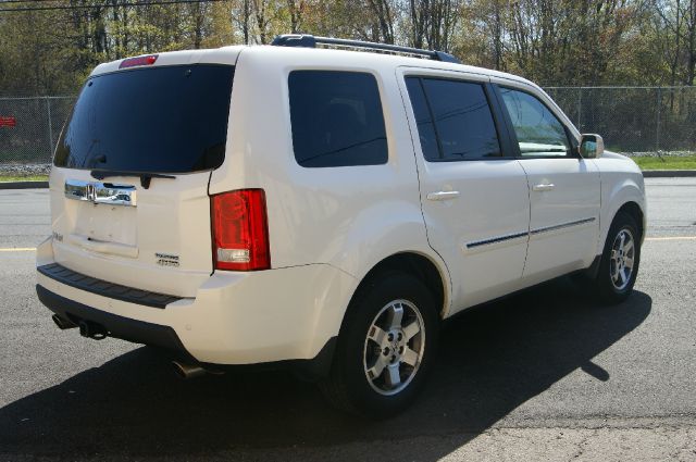 2011 Honda Pilot GL I4 Manual