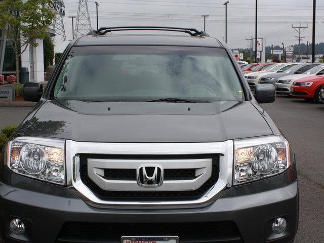 2011 Honda Pilot 4dr Sdn Touring Signature RWD