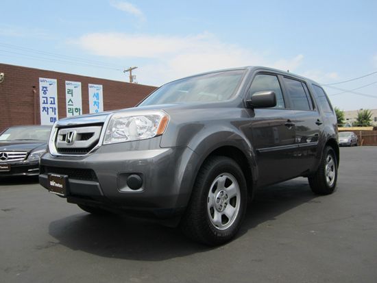 2011 Honda Pilot 1990 Nissan GS