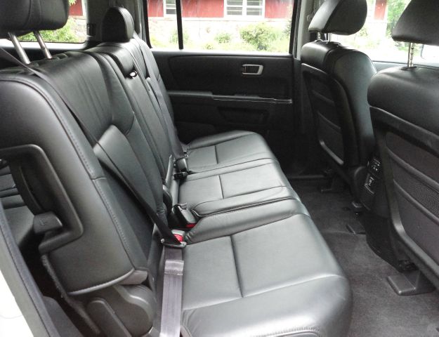 2011 Honda Pilot EXT CAB 157.5 WORK Truck