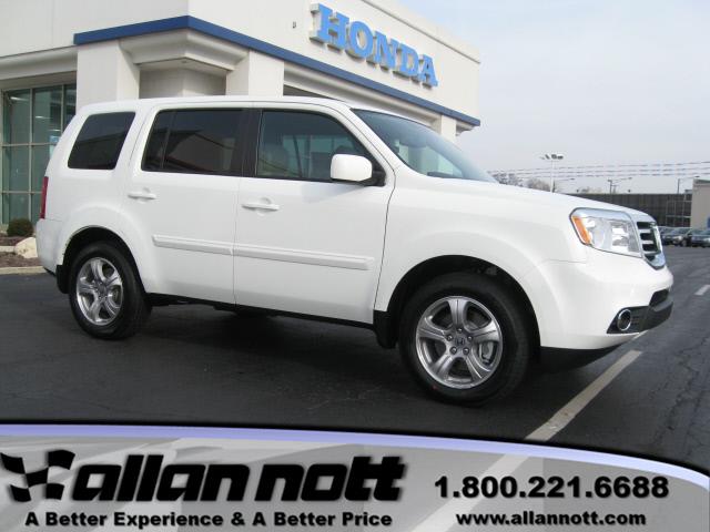 2013 Honda Pilot Sport LS