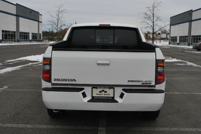 2006 Honda Ridgeline LT1 Ext. Cab Long Box 4WD