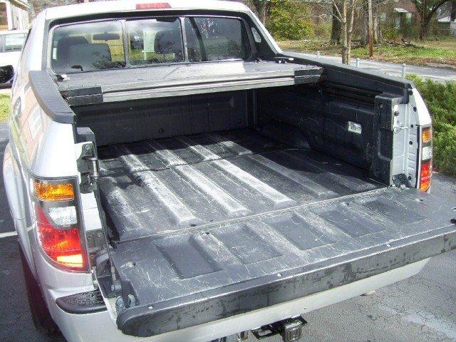 2007 Honda Ridgeline EX Sedan 4-spd AT With Front Side Airbags