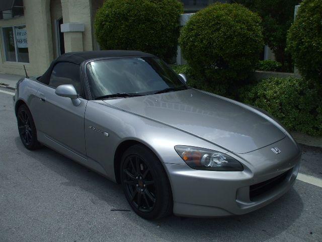 2004 Honda S2000 Premium