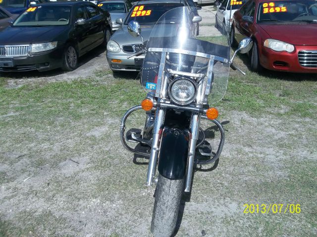 2006 Honda Shadow XLE W/sunroof, JBL Audio,bluetooth