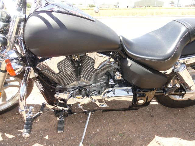 2004 Honda VTX1300 Unknown