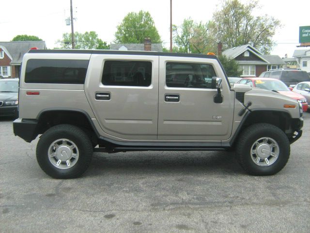 2003 Hummer H2 Scion XB