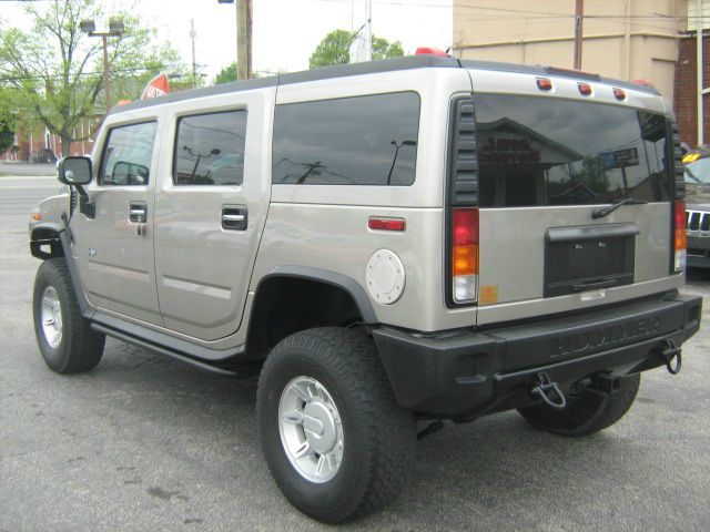 2003 Hummer H2 Scion XB