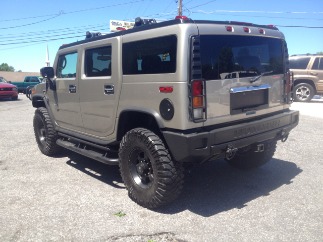 2004 Hummer H2 Scion XB