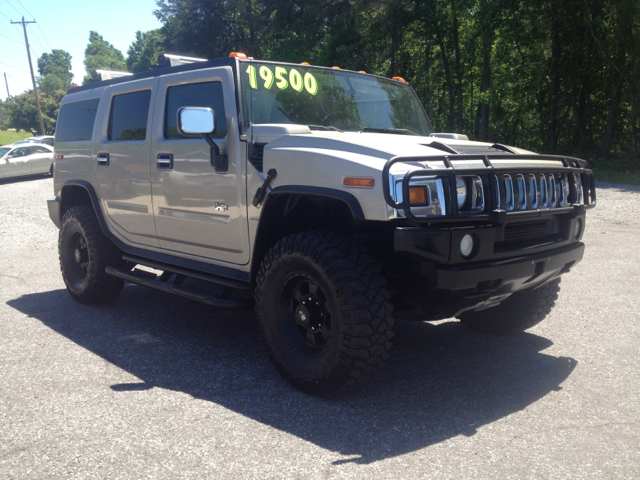 2004 Hummer H2 Scion XB