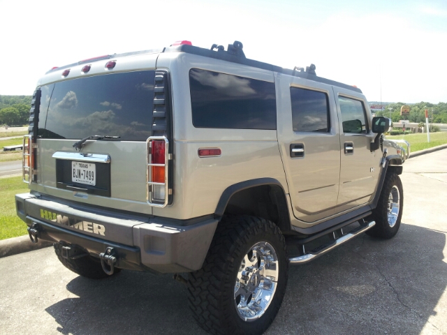 2004 Hummer H2 Base