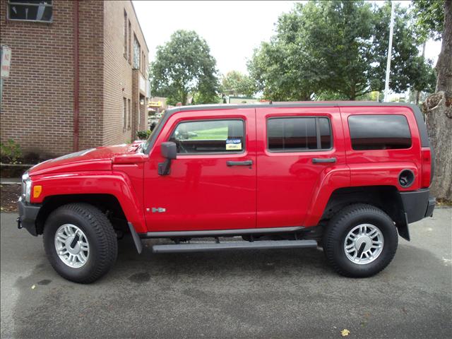 2006 Hummer H3 Coupe