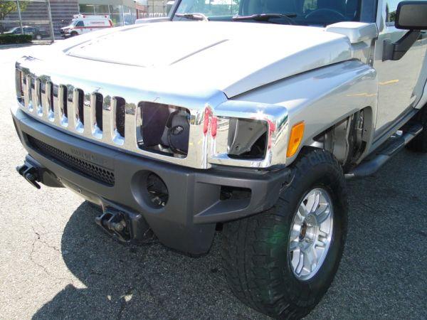 2006 Hummer H3 4dr 114 Inch WB XLT SUV