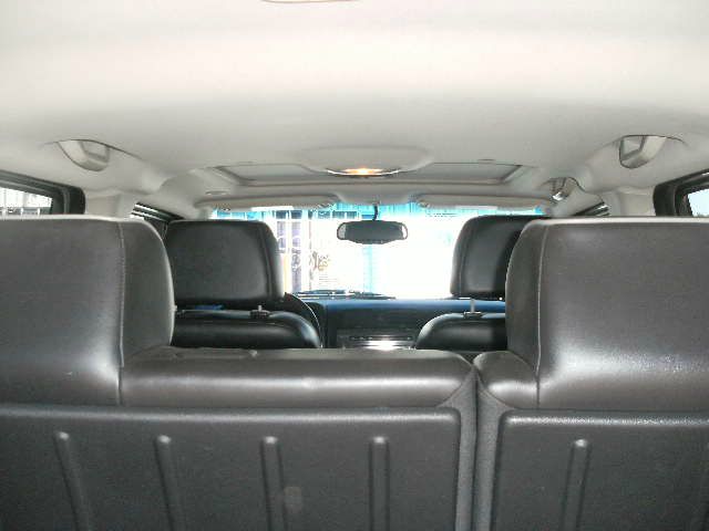 2006 Hummer H3 Scion XB