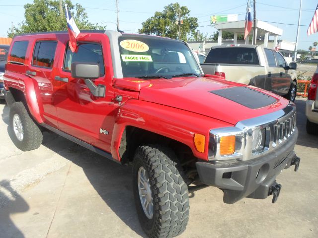 2006 Hummer H3 Scion XB